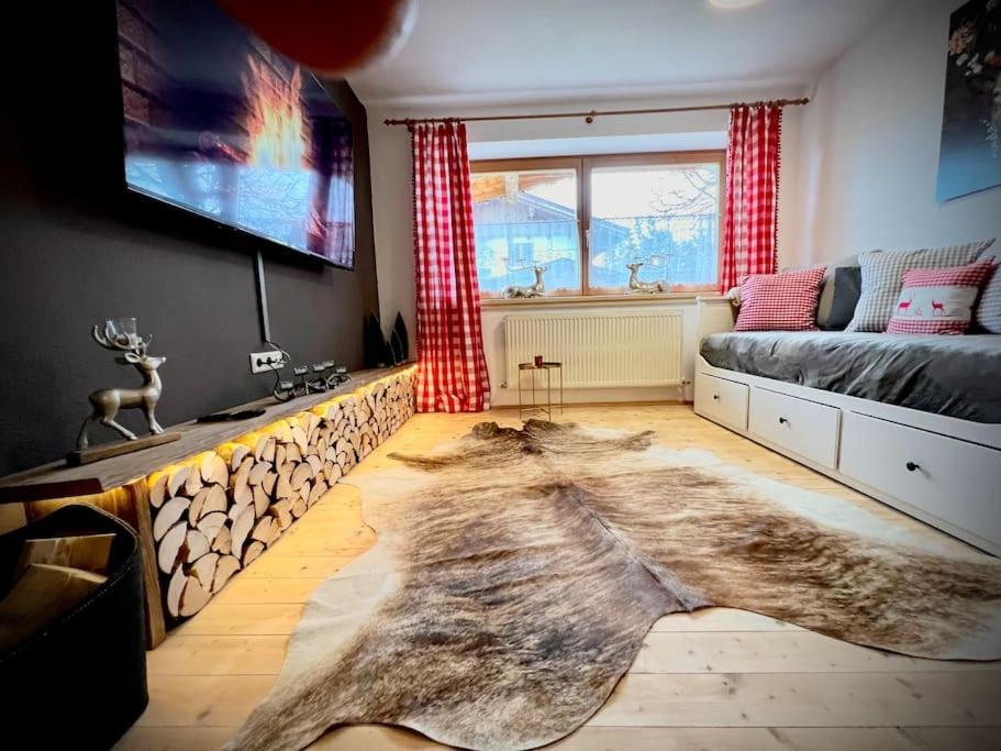 שטום Ferienwohnung Steinbock Terrasse, Gartensauna, Garten, Grillplatz מראה חיצוני תמונה