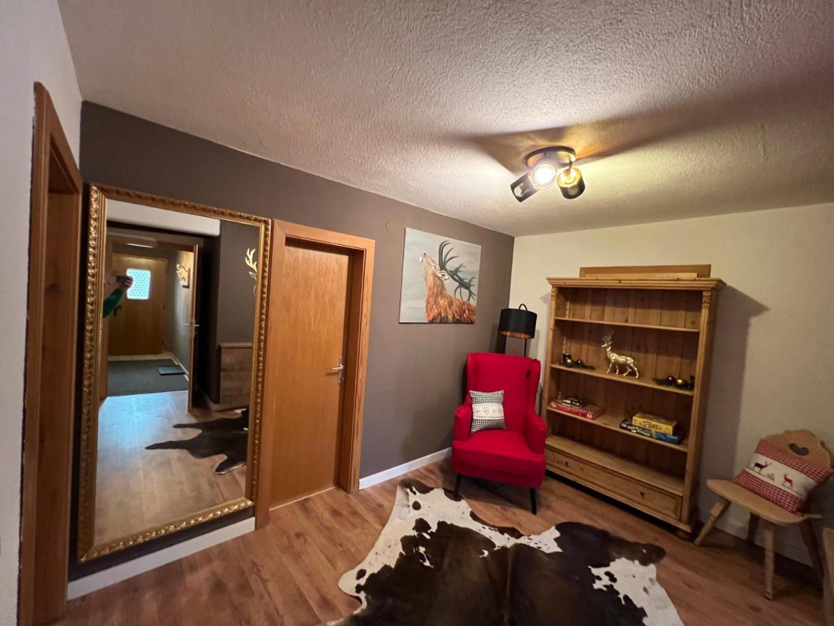 שטום Ferienwohnung Steinbock Terrasse, Gartensauna, Garten, Grillplatz מראה חיצוני תמונה