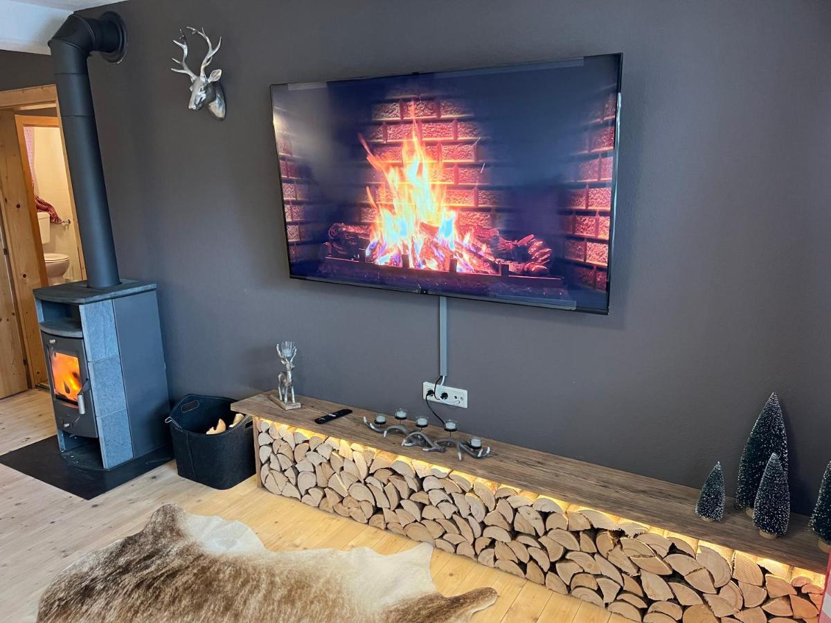 שטום Ferienwohnung Steinbock Terrasse, Gartensauna, Garten, Grillplatz מראה חיצוני תמונה