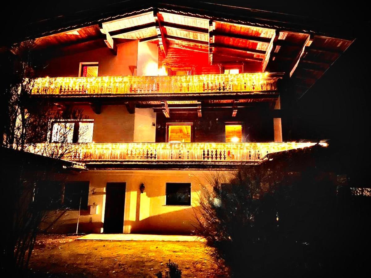 שטום Ferienwohnung Steinbock Terrasse, Gartensauna, Garten, Grillplatz מראה חיצוני תמונה